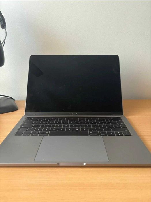 MacBook Pro (13",2016)