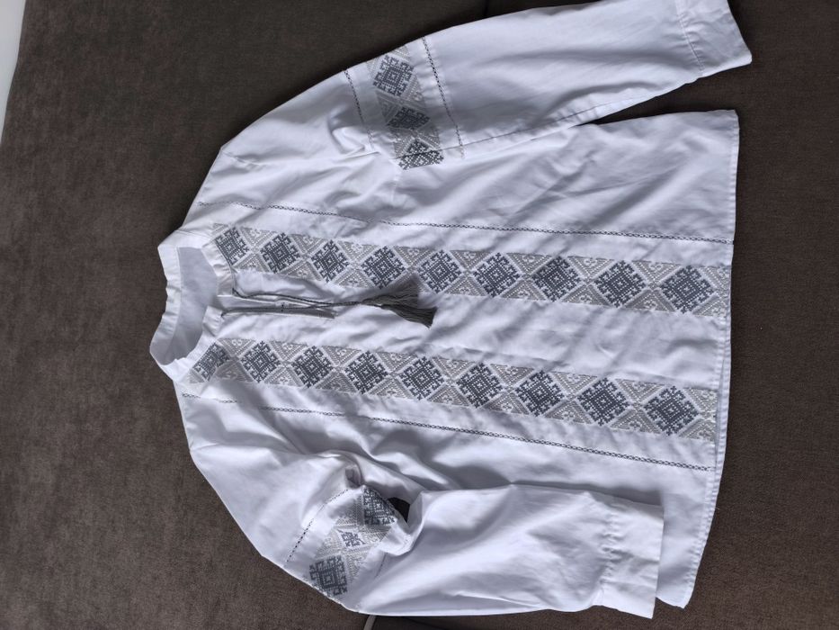 Вишиванка жіноча