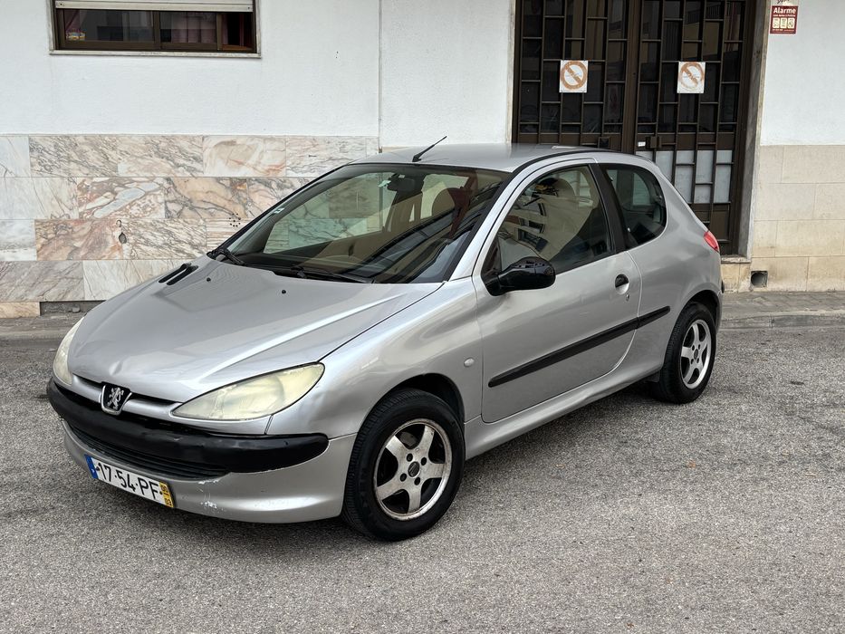 Peugeut 206 com 170mil kms