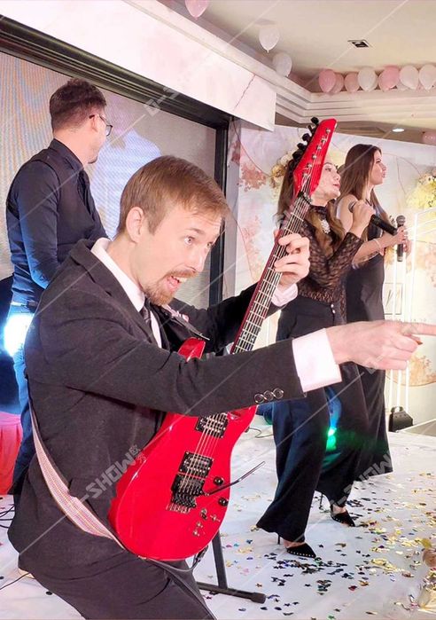 Уроки игры на электрогитаре