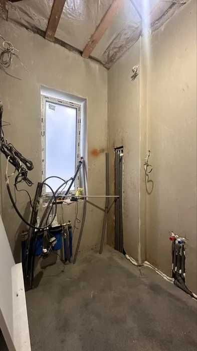 Продаж одноповерхового БУДИНКУ Ворзель 128 м2 на 5.7 сотках ГАЗ