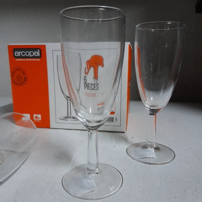 6 copos Arcopal champanhe/aperitivo novos