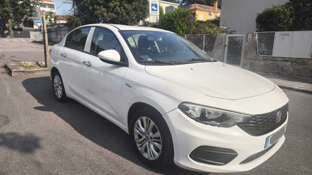 Carro FIAT TIPO 1.4 LOUNGE 2018 Gasolina/GPL — photo 3