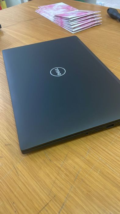 Dell Latitude 7480