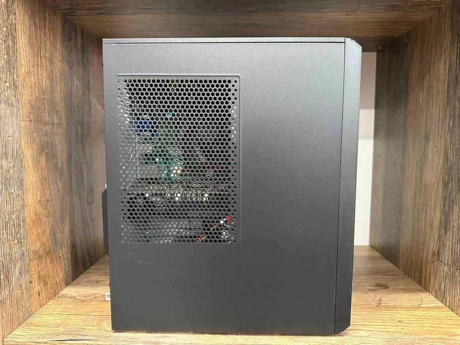 Komputer Acer Veriton S2710G i3-13100/16GB/GTX 1650/256GB/WIN 11 stan bdb gwarancja