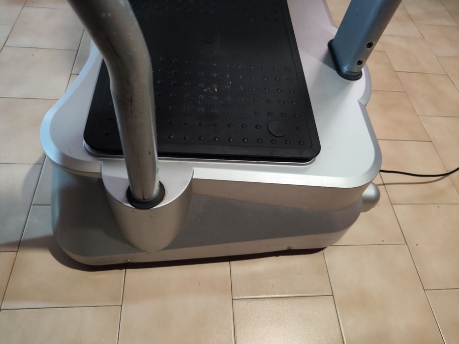 Plataforma Vibratória EnergyM Turbo Charger | Excelente Estado | Vários Programas