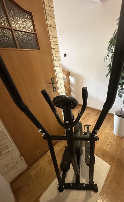 Rowerek stacjonarny „CYBER”