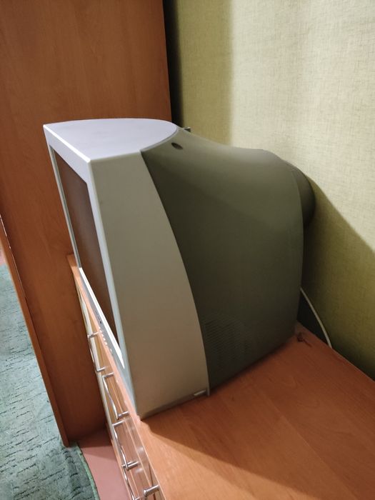 Продам телевизор Samsung