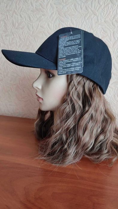 Кепка бейсболка перука парик 2в1