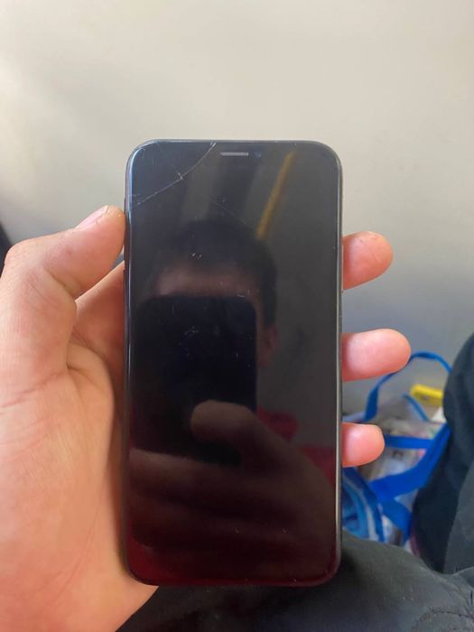 Продам айфон XS на 64 гб