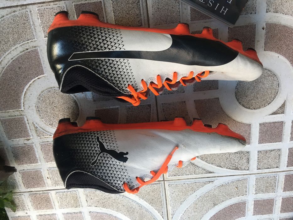 Botas futebol puma 44