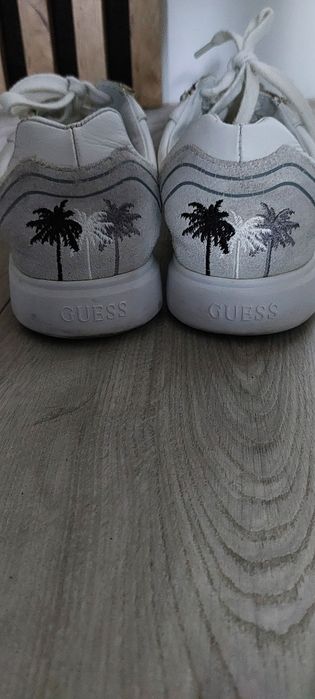Buty męskie sportowe  Guess 41