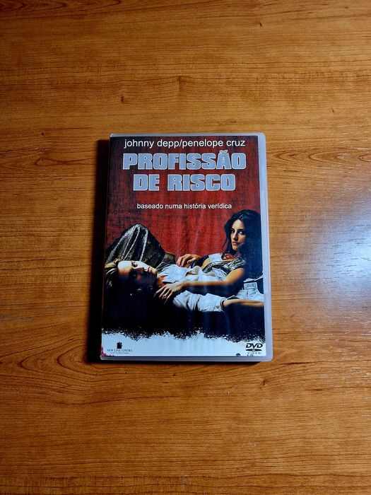 A PROFESSION OF RISK (Johnny Depp/Penélope Cruz/Ray Liotta/Emma Roberts)