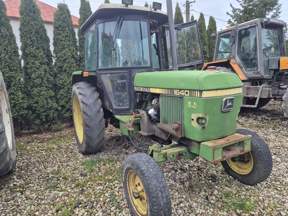 John deere 1640.  Brutto umowa.