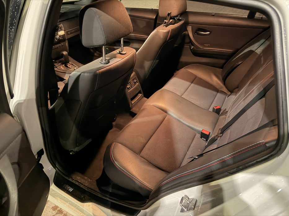 BMW E91 320d z 2010r