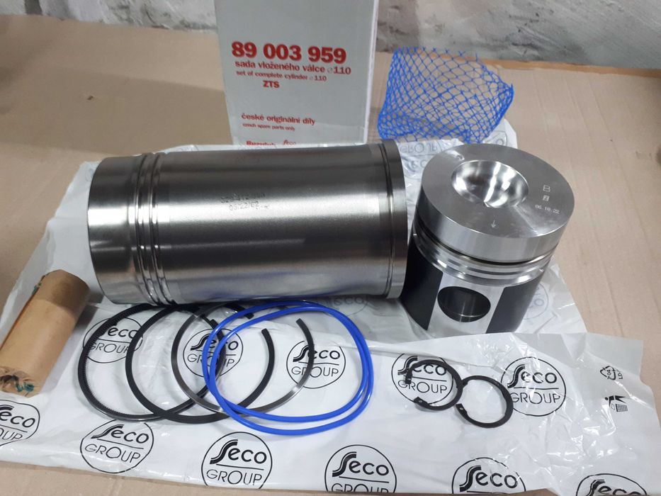 Zestaw napraw silnika C-385 turbo ,Zetor , 3 pierścienie . Czeski !  #