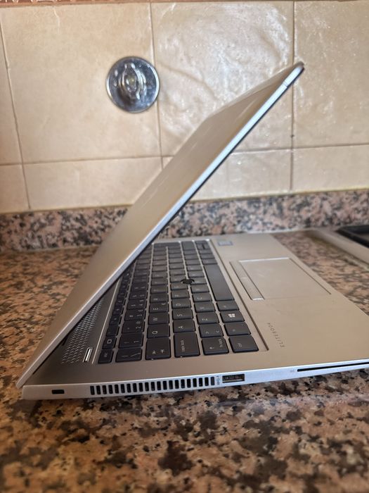 HP EliteBook 830 G5