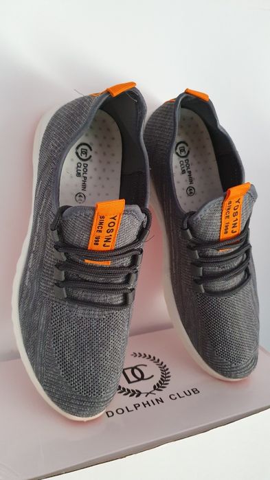 Sneakersy nowe męskie sportowe Rozmiar 44  /  wkładka 27.5 cm