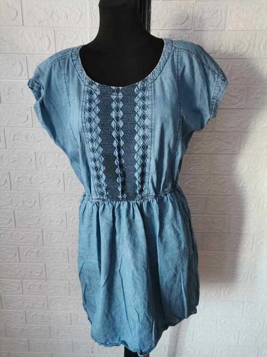 sukienka L/40 cena 28 zł