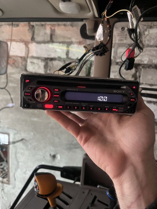 Sprzedam radia samouchodowe USB AUX Bluetooth