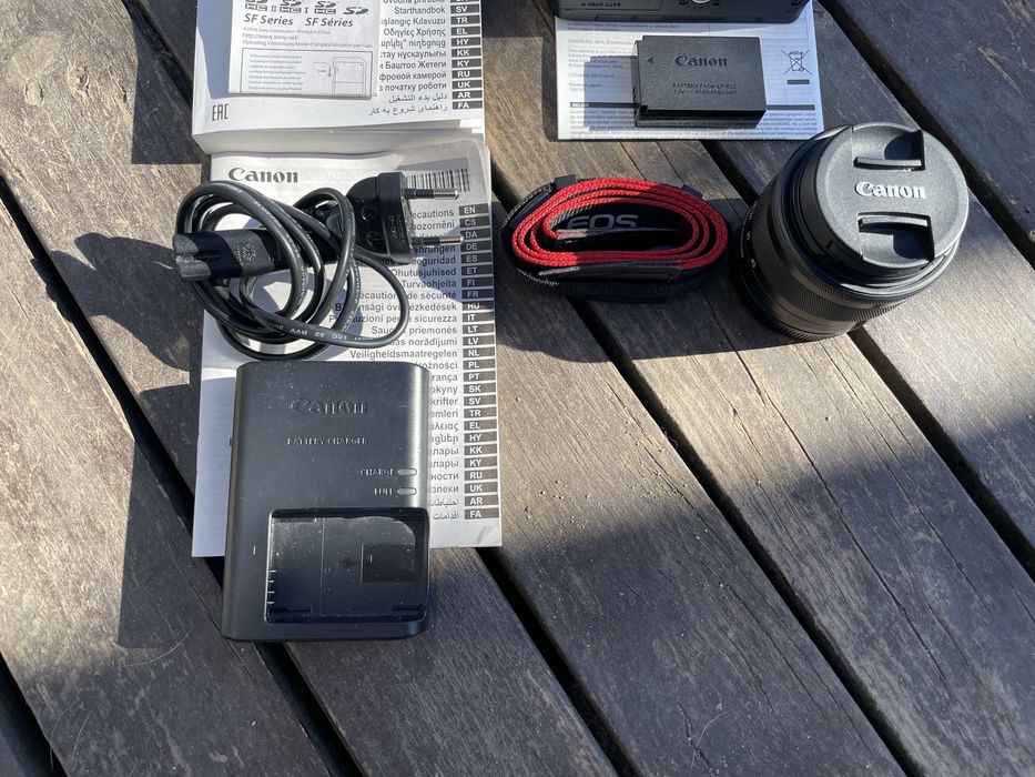 Aparat Bezlusterkowy Canon Eos M10 ef-m 15-45mm IS STM karton prezent