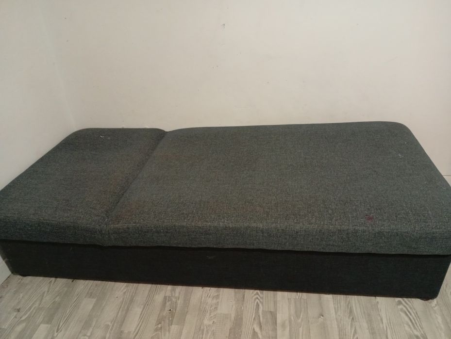 Tapczan jednoosobowy