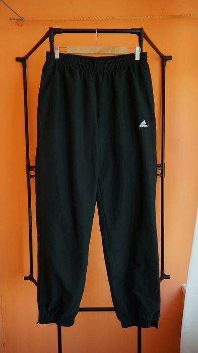 Чоловічі спортивні штани Adidas оригінал розмір M чорні плащівка