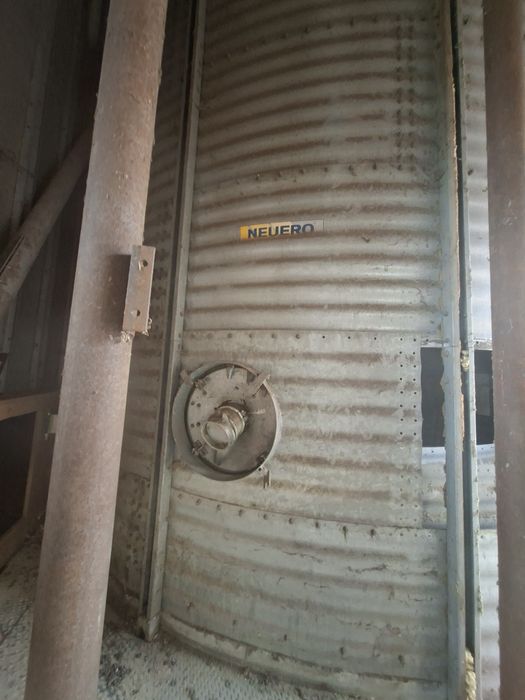 Silos zbożowy  wewnętrzny