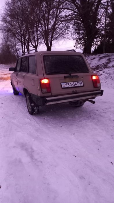 ВАЗ 2104. Деталі по телефону.