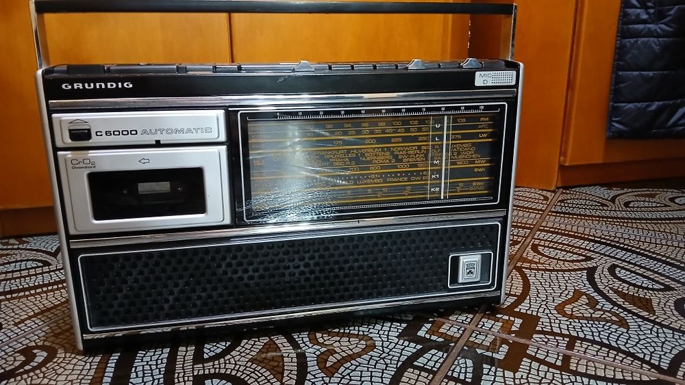 Radiomagnetofon stereo GRUNDIG  C 6000