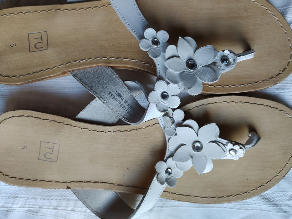 Шльопанці шкіряні 38р