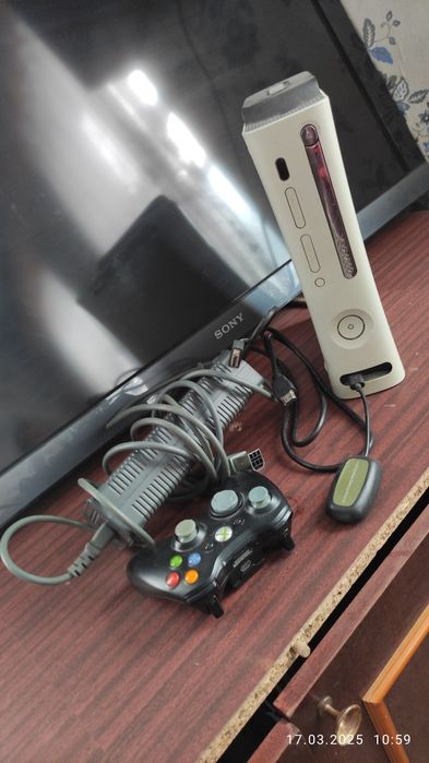 Продам Xbox 360)