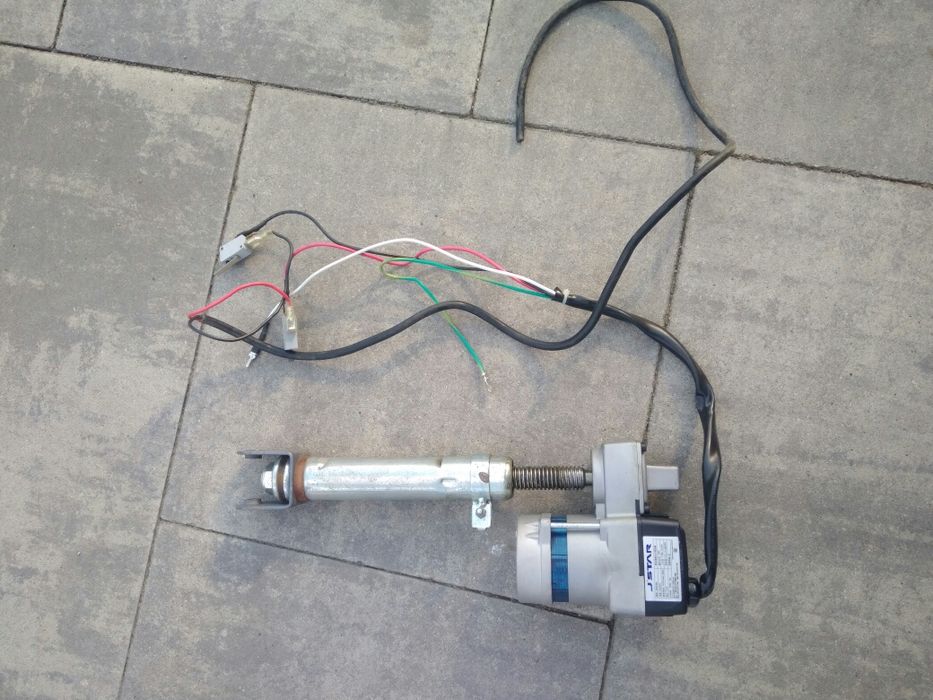 Silnik zmiany kąta bieżni Roger black