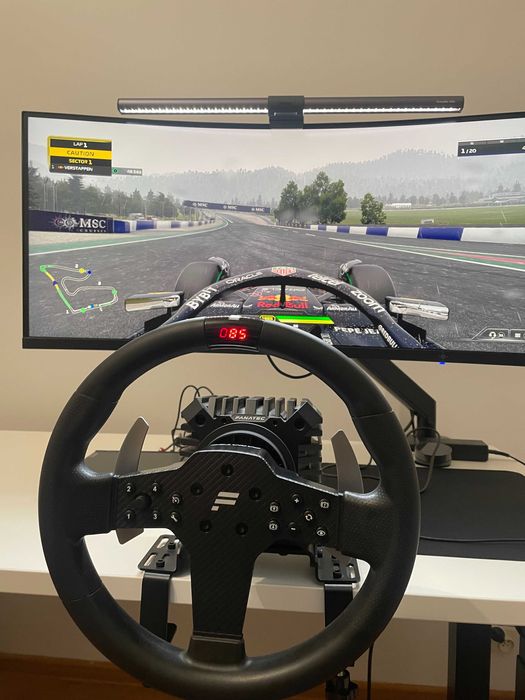 Kierownica Fanatec CSL DD 5Nm (możliwość 8Nm) + pedały+ uchwyt MOZA