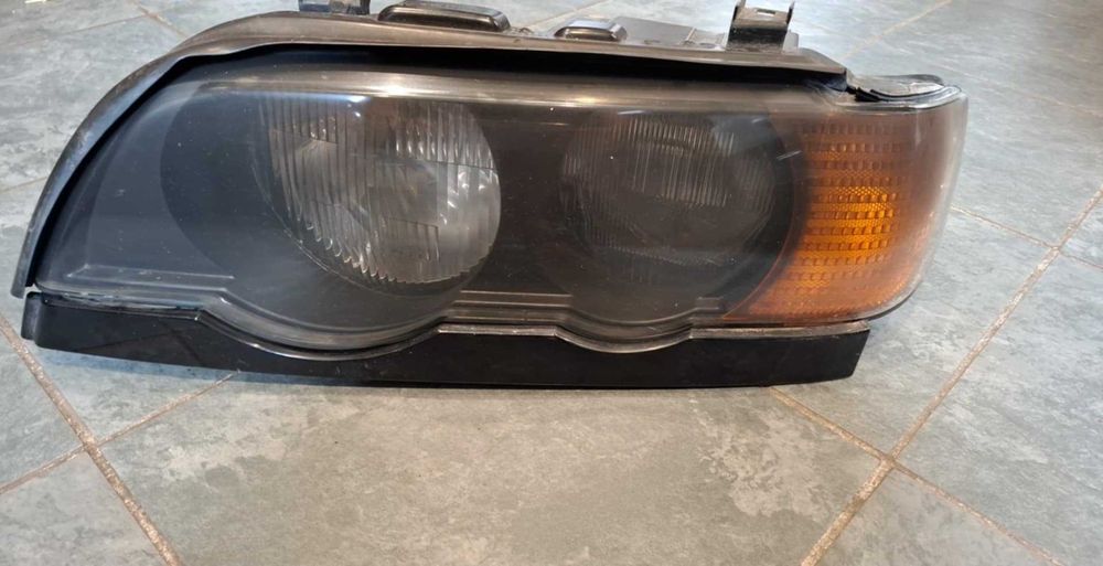 Reflektor przód Lewy Kierowcy 00-02 BMW X5 E53
