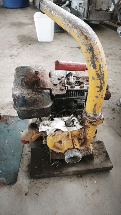 Motobomba Antiga LENA / Briggs & Stratton