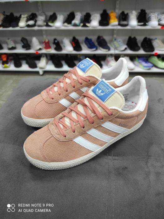 ОРИГІНАЛ 100% Кросівки Adidas Gazelle Originals IG1699 36