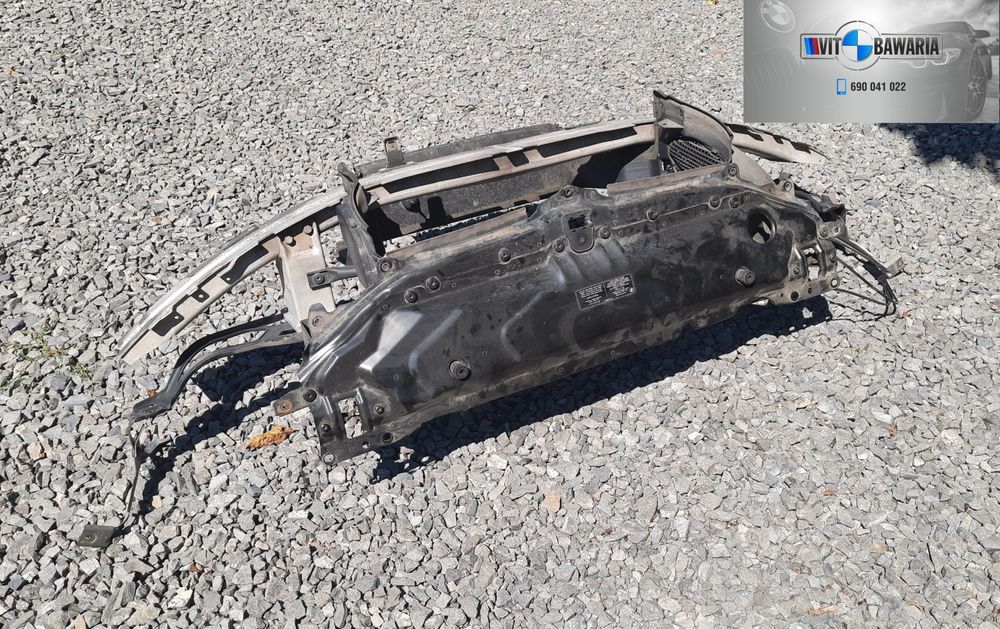 Kompletny pas przedni BMW E60