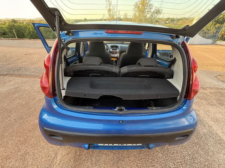 Peugeot 107 1.0 Active – 2015 | Gasolina | 5 PORTAS