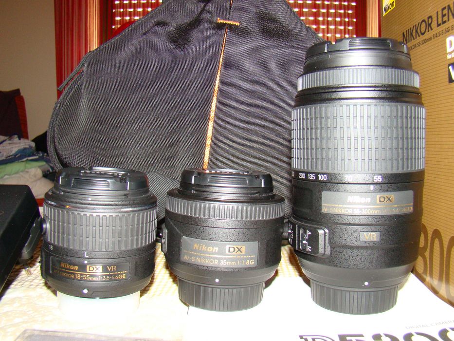 Máquina Semi Profissional Nikon D5200 com 3 objetivas