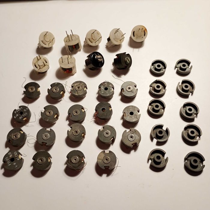 Rdzeń ferrytowy kubkowy