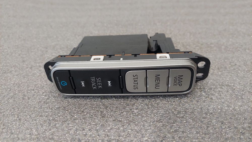 Comando / botão / interruptor multifunções NISSAN Leaf EV (ZE0)