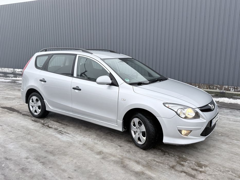 Hyundai i30 .2010 року з газом