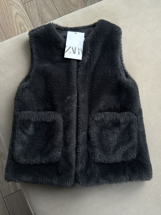 Безрукавка хутряна ZARA розмір 140см !Акційна ціна!