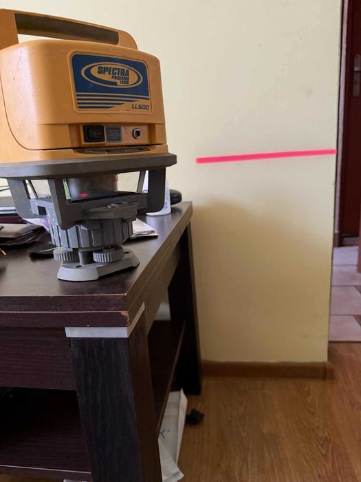 niwelator laserowy obrotowy spectra LL500