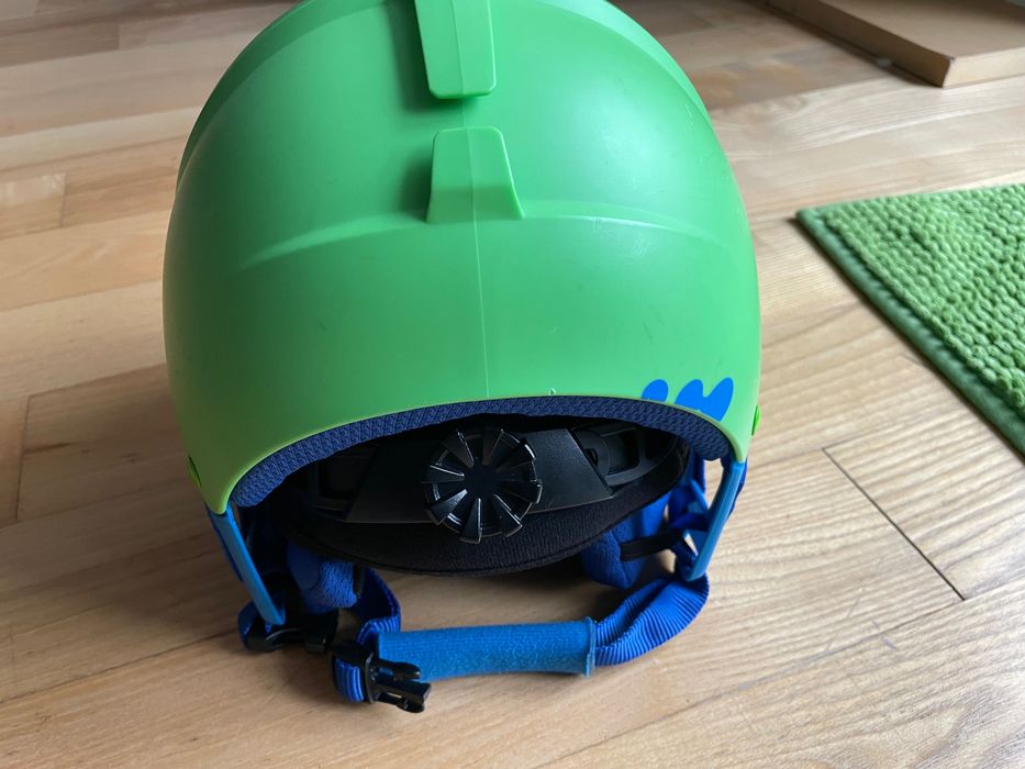 Kask narciarski dzieciecy