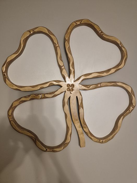 Ramka na  4 zdjęcia 23cm x 23cm.  Calosc 50 x 50 cm