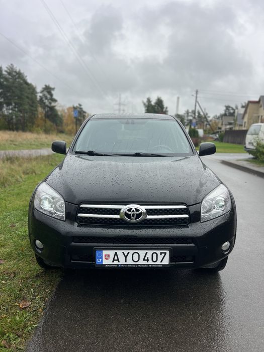Свіжо пригнана Toyota Rav 4 full 4*4