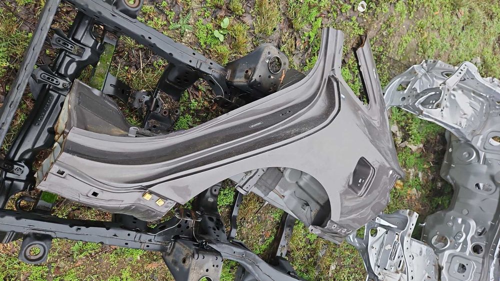 Крило заднє ліве четверть Hyundai Sonata LF 71503C2C00 69100C2700