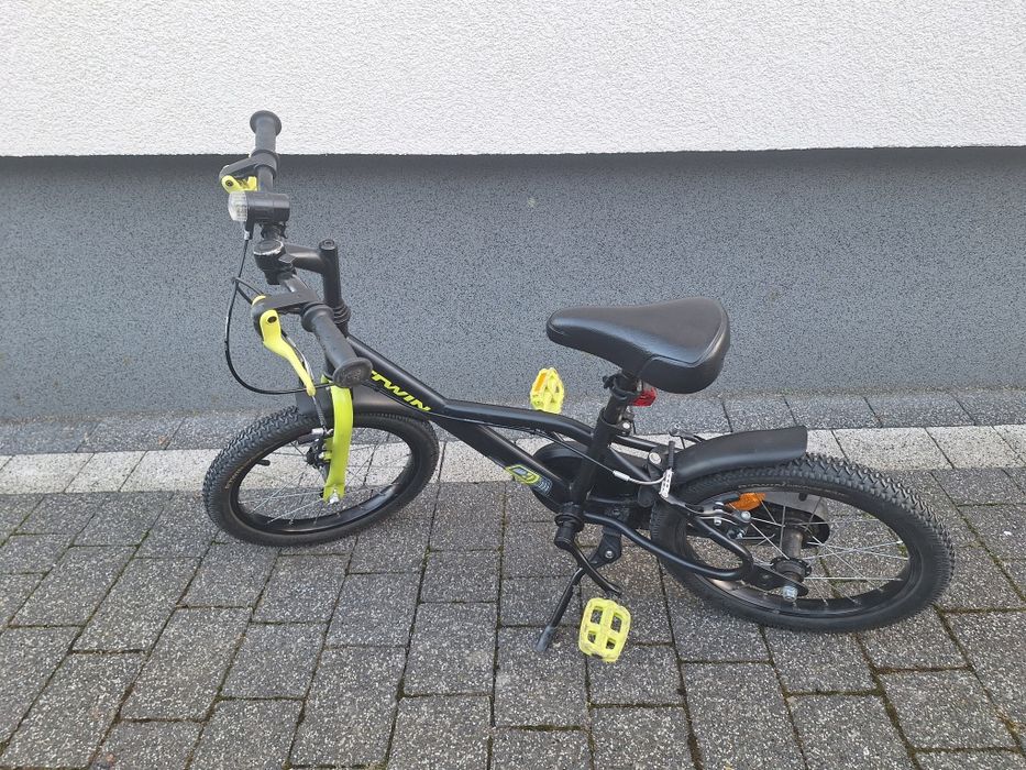 Sprzedam rower Btwin 16 cali z bocznymi kółkami